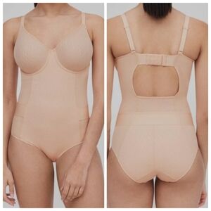 New Chantelle Women Smooth Lines Underwire Nude Blush Bodysuit Shapewear 36B NWT
